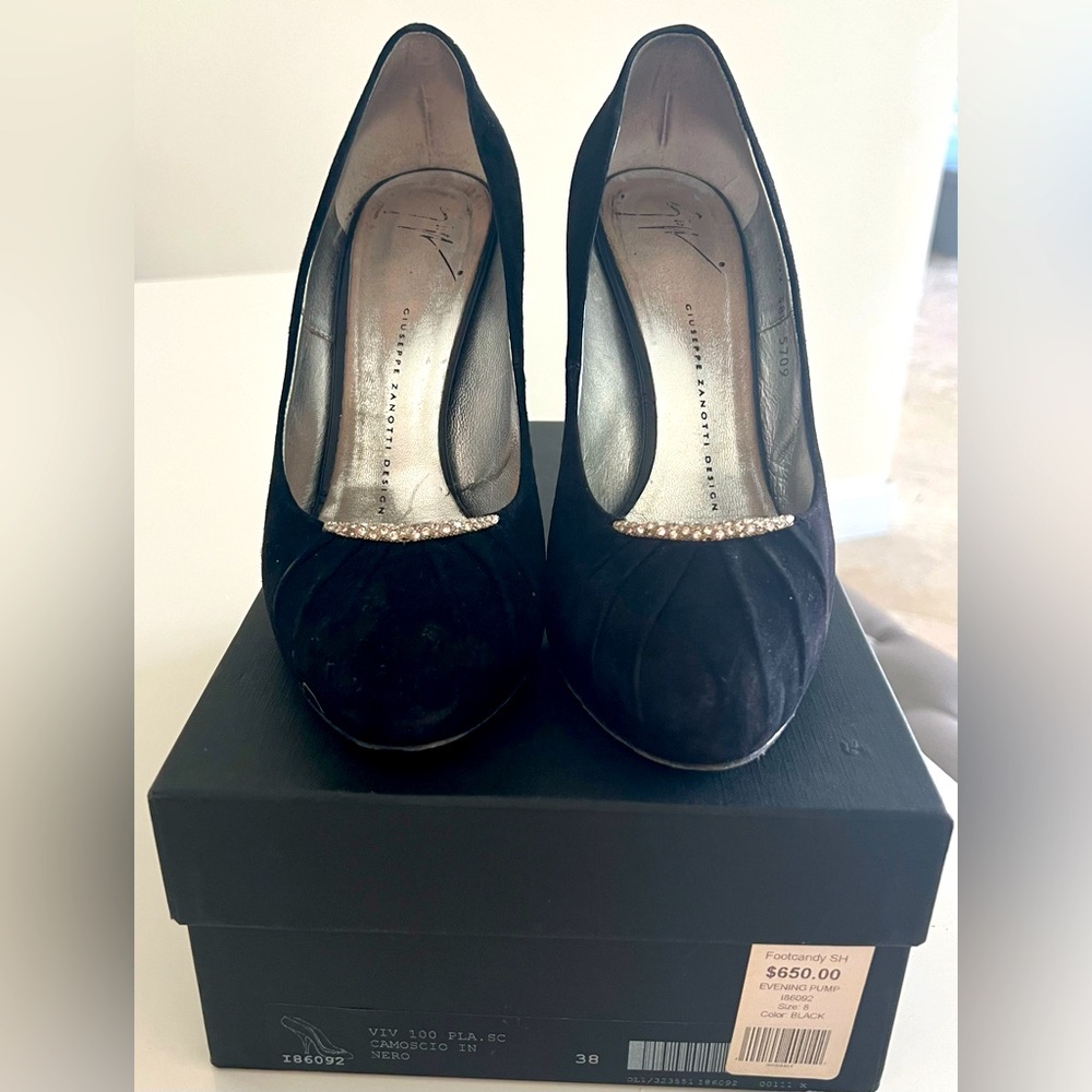 Women’s Giuseppe Zanotti Design Black Pumps Size 38.5